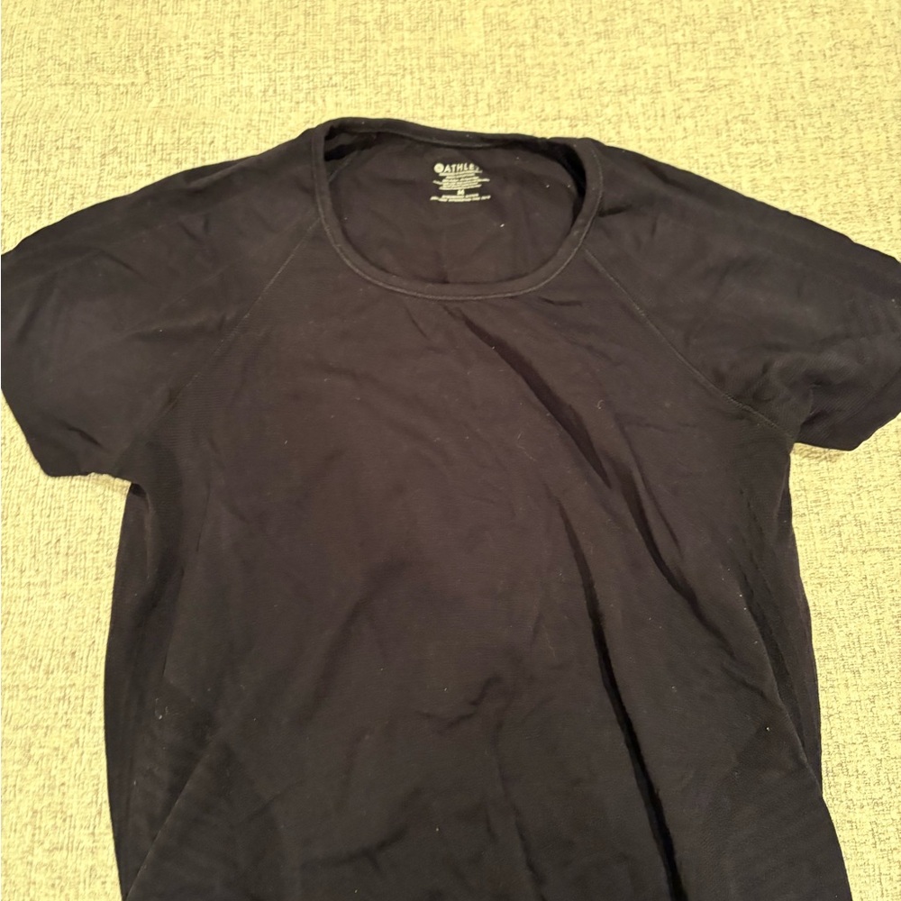Athleta Classic workout Tee